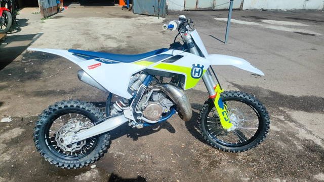 Motocykl cross Husqvarna TC 85