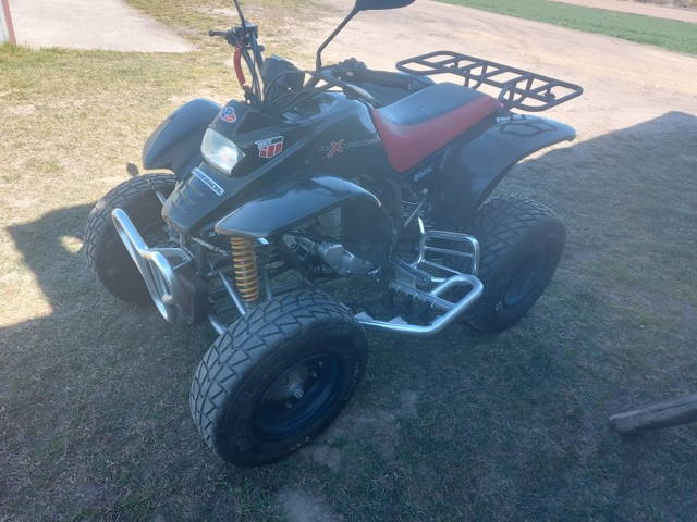 Quad smc honda  barossa  250 zarejestrowany