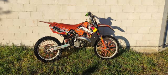 Sprzedam/Zamienię na 250 2t KTM SX 125 05r.