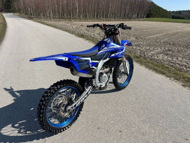 Yamaha YZF 250 Mapy! Wi-Fi ! Rozrusznik!
