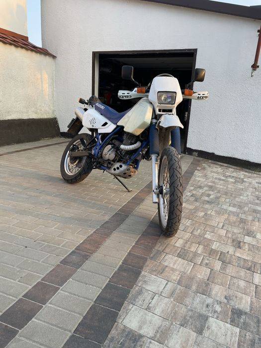 Suzuki DR650 (sp44b)