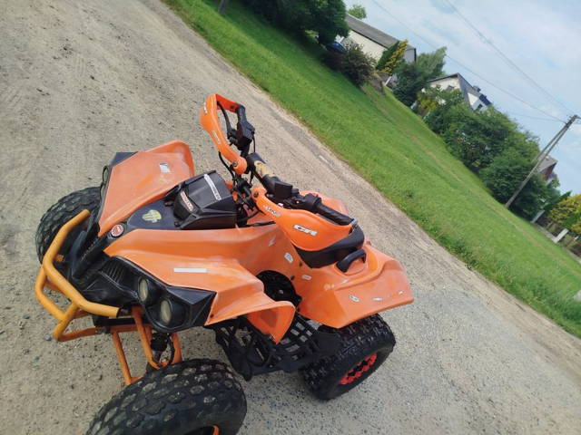 Quad 125cc 3+1 koła 8cali