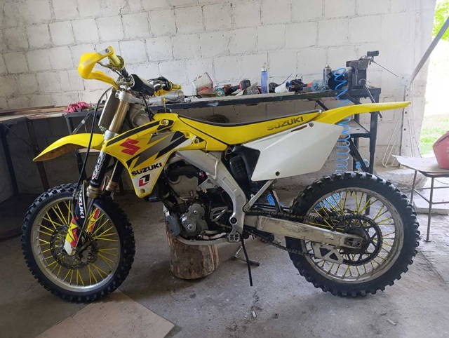 Suzuki rmz 4.5.0 2006 rok