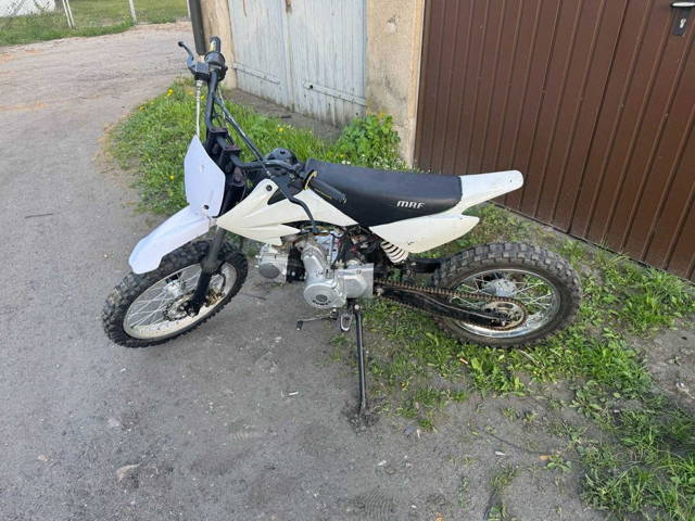 Cross 50cc 4t średnia rama ok. 4/5 kw