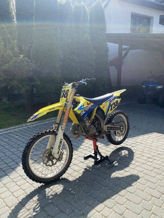 Suzuki rm 125 (ktm beta husqvarna yamaha honda kawasaki)