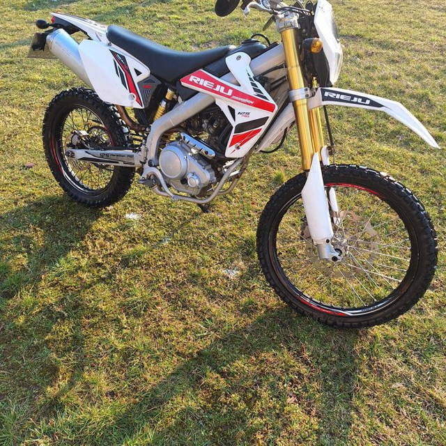 Rieju 125 mrt pro (beta)yamaha)Aprillia