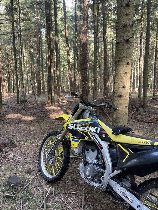 Suzuki RMZ 250 zamiana
