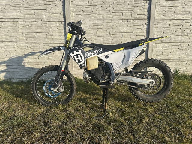 Husqvarna te 150 exc TBI obnizona hard enduro jak nowy motocykl enduro