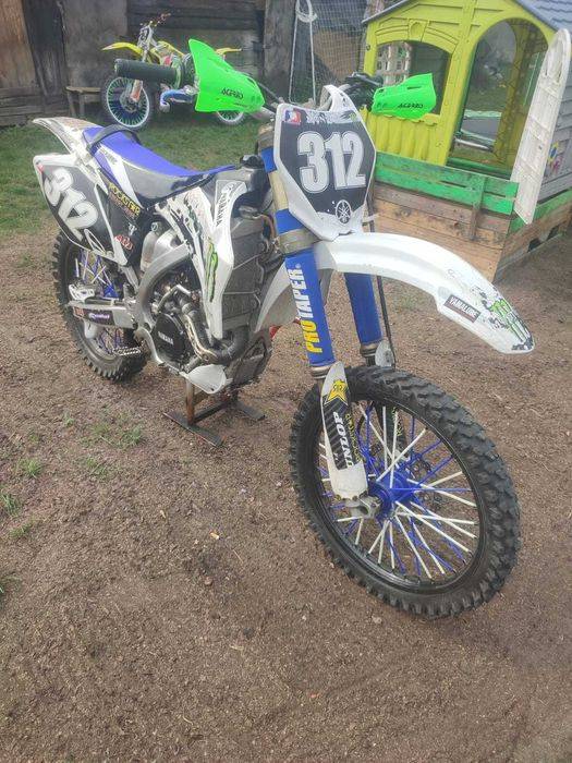 Yamaha yzf250 rok 2010