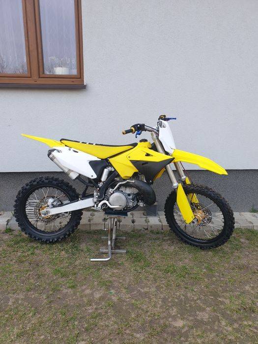 Suzuki Rm 250 2t restyle kit