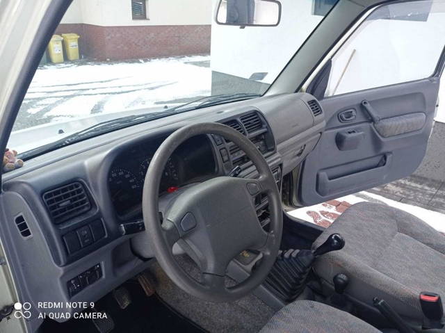 sprzedam samochód SUZUKI JIMNY 1998