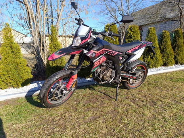 Mondial SMX 125 ABS SM supermoto 2021 Film MOŻLIWY TRANSPORT