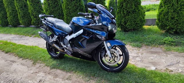 Honda VFR800fi 2000r