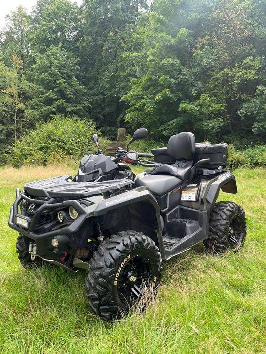 Quad CAN-AM Outlander
