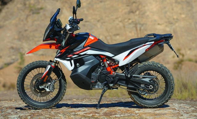 KTM adventure 890 R,2023r,800 km przebiegu