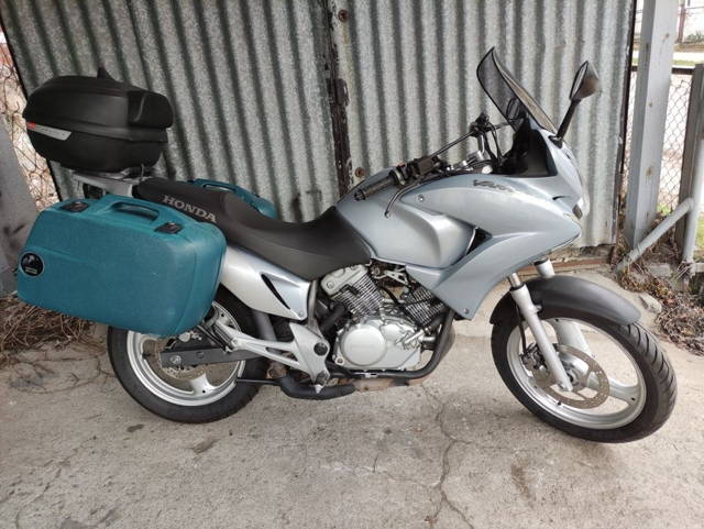 Honda XL 125 Varadero kat B wtrysk pełne wyposażenie RATY Transport