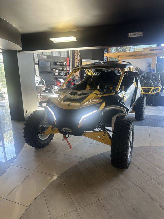 Can -Am Maverick R zarejstrowany Faktura vat 23%