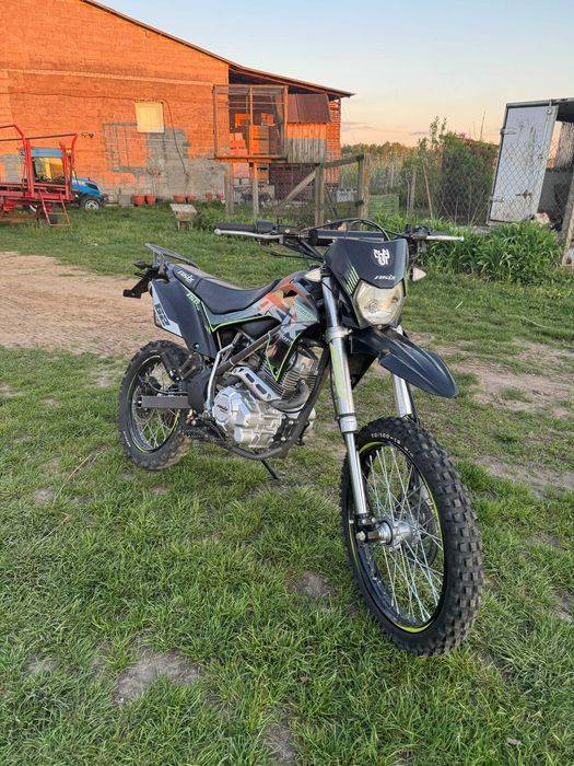 Sprzedam ASIX DEFENDER 150cm