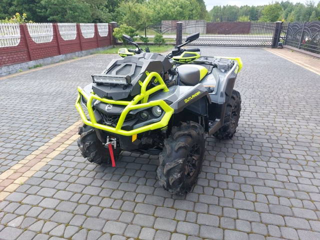 Quad CAN-AM Outlander 650 XMR