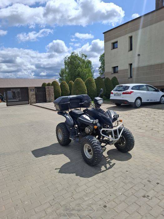 Quad Loncin pojemność 300