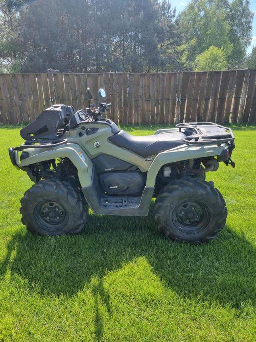 Can-am  Outlander PRO 650/800  super stan zarejestrowny
