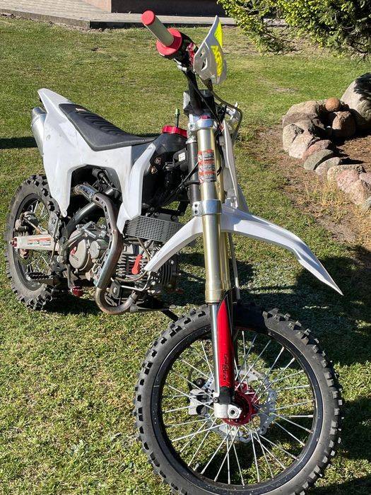 Symotos pitbike LMX 150