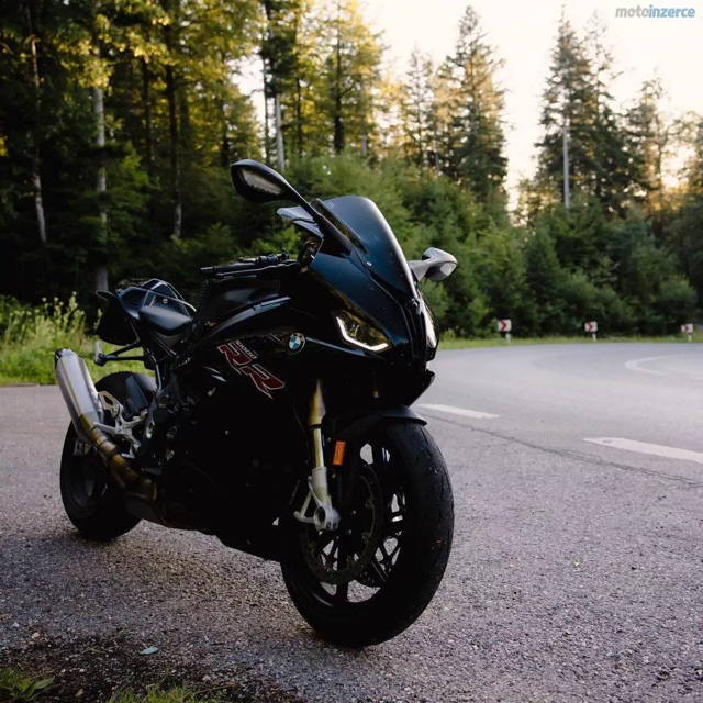 BMW S 1000 RR