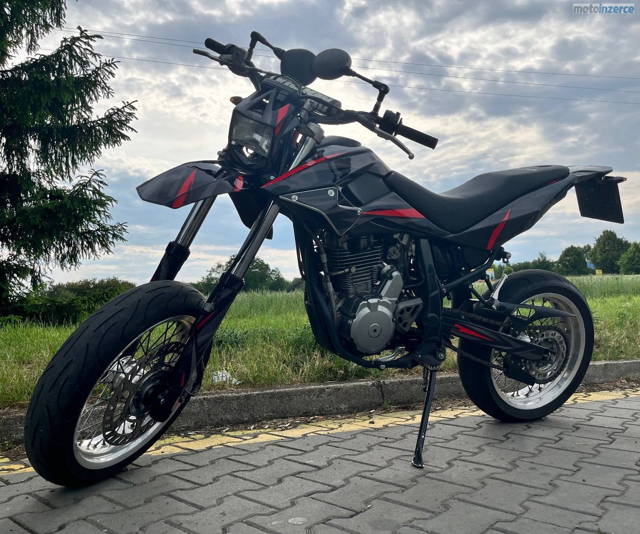 Beta M4 4T Supermotard