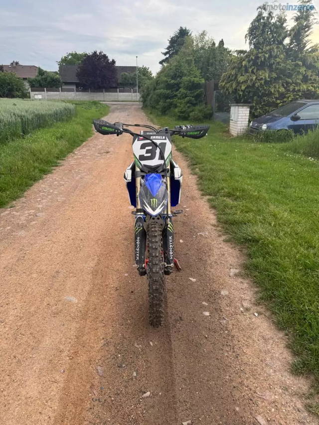 Yamaha YZ 450 F