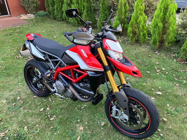 Ducati Hypermotard 950