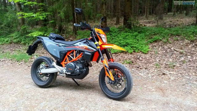 KTM 690 SMC-R