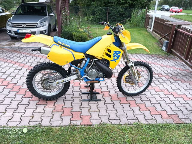 SUZUKI RMX 250