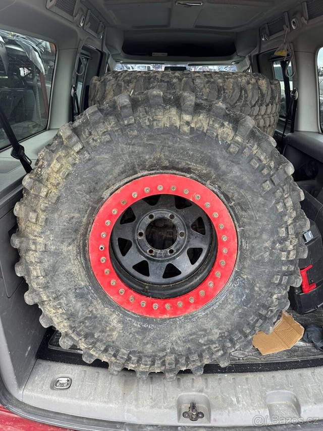 Silverstone beadlock 6x139.7 35x11,5r15