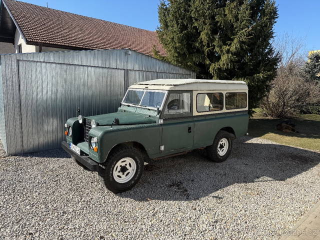 Land Rover Series 3 109”