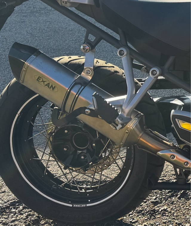 Triumph Tiger 1200 - laděný výfuk Exan s homologací