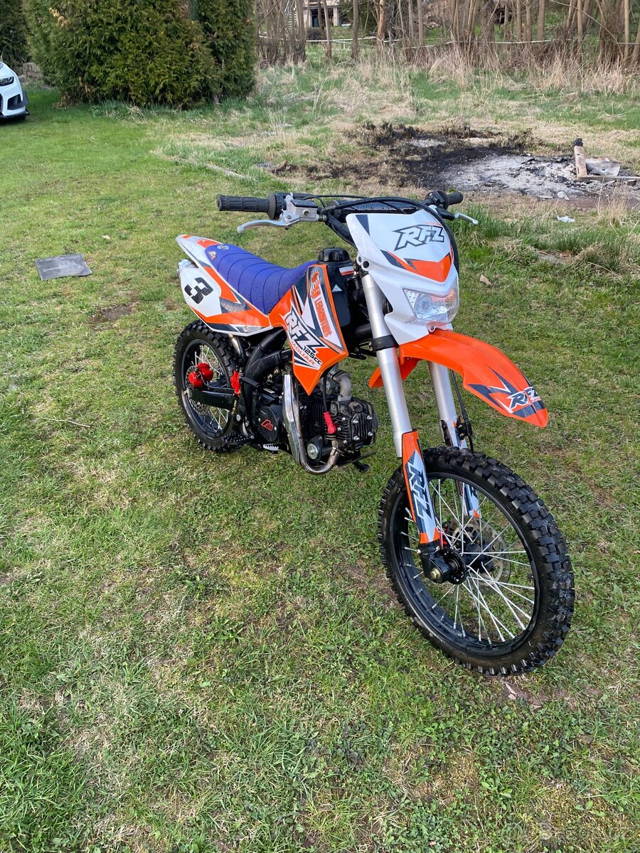 Prodam pitbike 125 Leramotors 1,5 roku záruka.