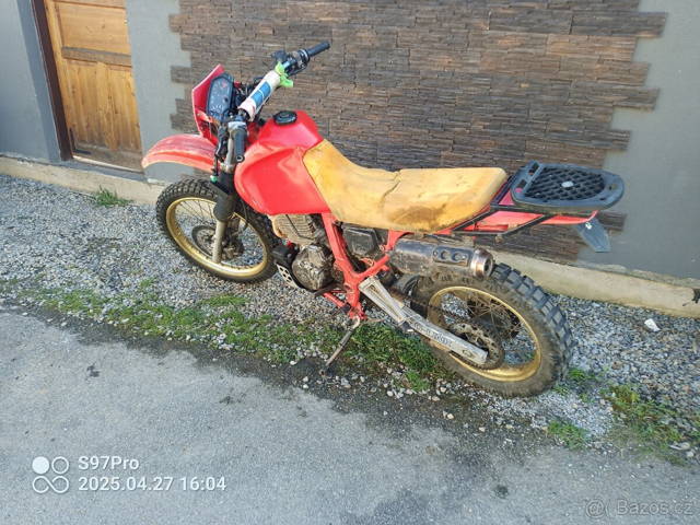 Honda Dominátor