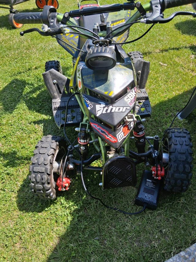 Elektricka čtyřkolka 1000W