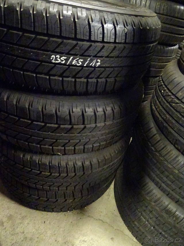 Celoroční pneu Goodyear Wrangler, 235/65/17, 4 ks, 9 mm