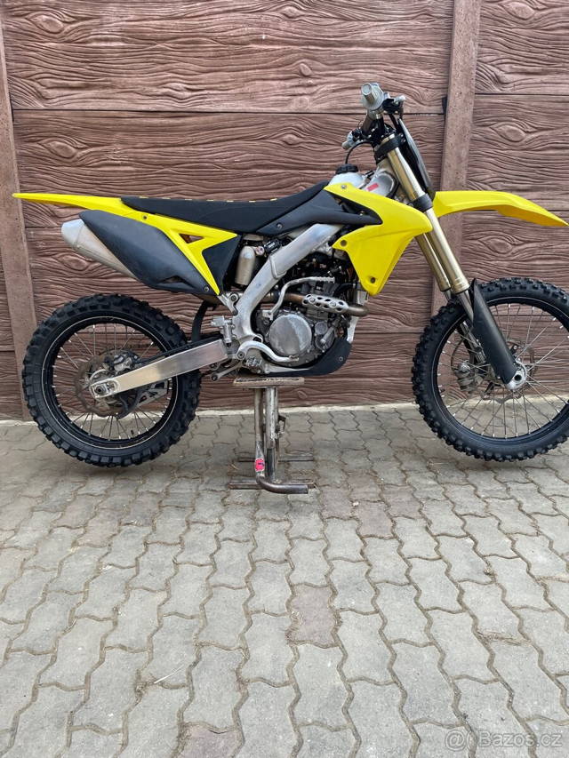 Suzuki rmz 250