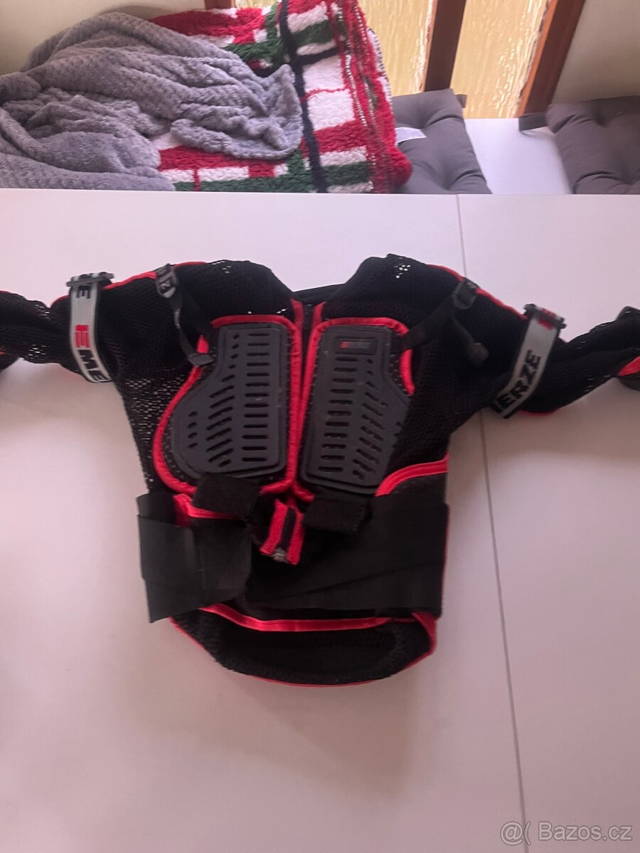 Emerze vesta pateřák na motorku