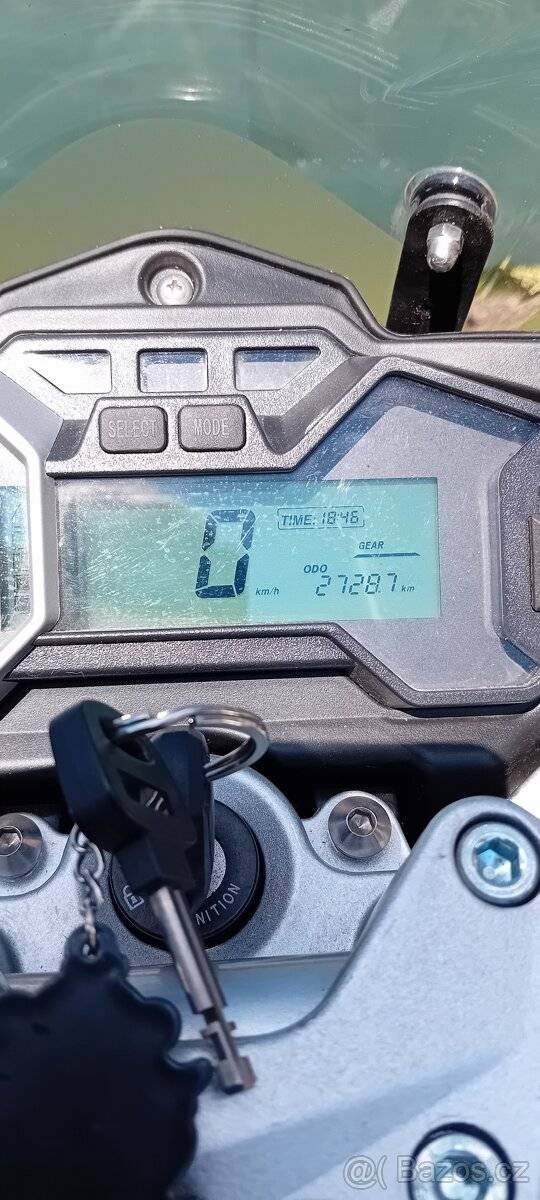 Yuki 125xtr