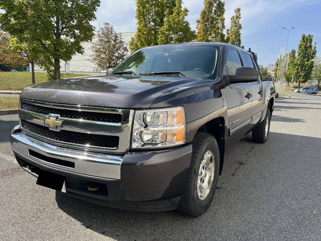 Chevrolet Silverado 5.3 V8, 4x4, 97 500 km, LPG
