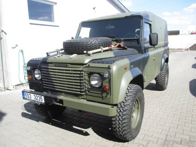 LAND ROVER DEFENDER, TD 5 vojenský speciál