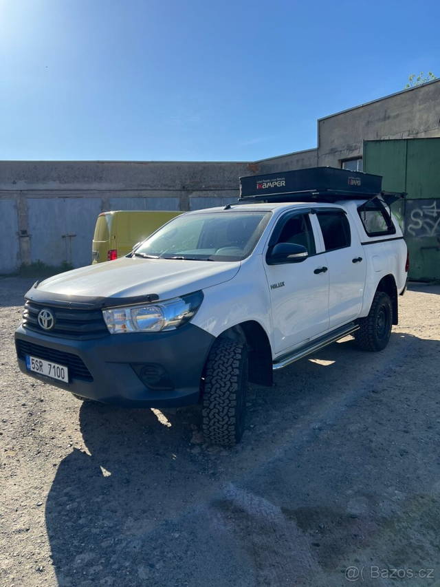 Prodám Toyota Hilux 2,4D, r.v. 2016