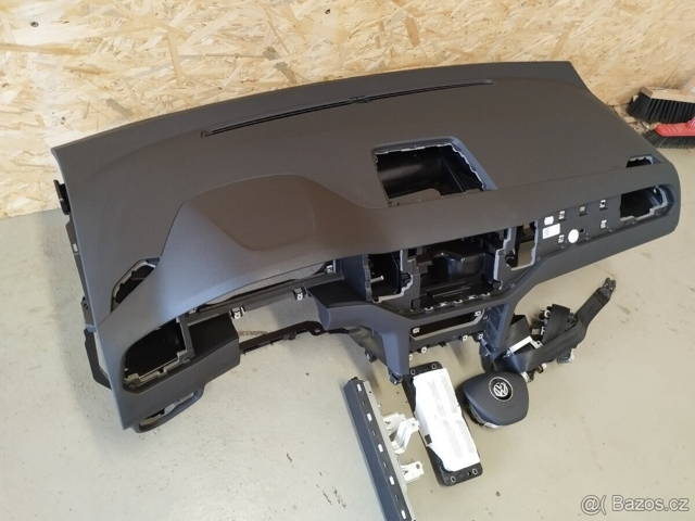 Airbagová sada Volkswagen sportsvan s novou originální desko