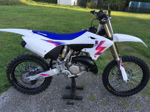 Yamaha YZ 125 2024 limitet edition 50years TOP STAV