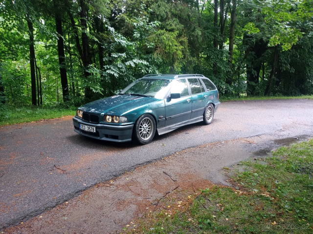 Bmw e36 320ia touring