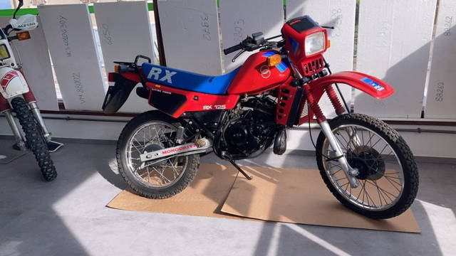Polepy na Gileru Rx 125