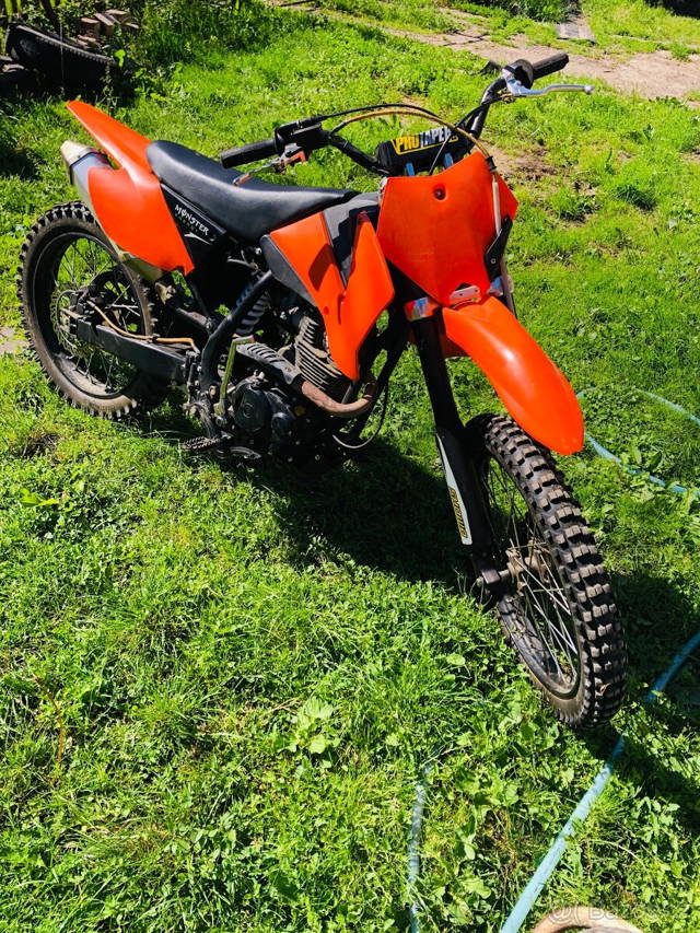 Dirt bike KTM 250